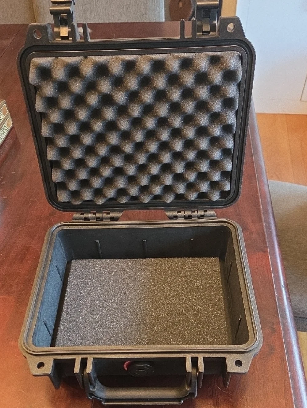 Pelican 1200 Protective Hard Case – Black